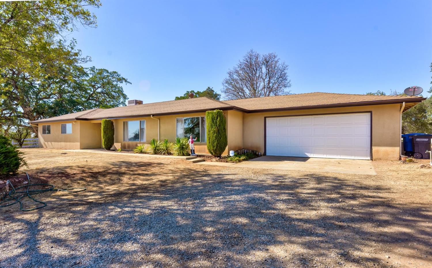 35467 Wells Road Coarsegold, CA 93614 - Photo 3 of 48 Gallery Image 3