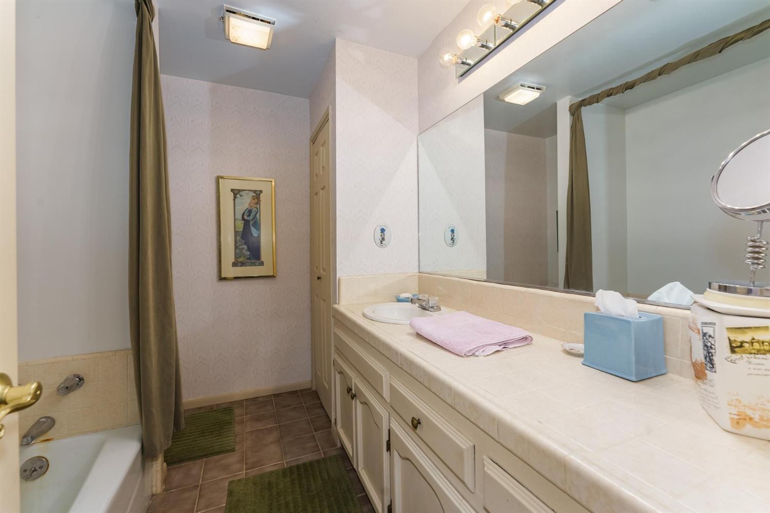 35467 Wells Road Coarsegold, CA 93614 - Photo 21 of 48 Gallery Image 21