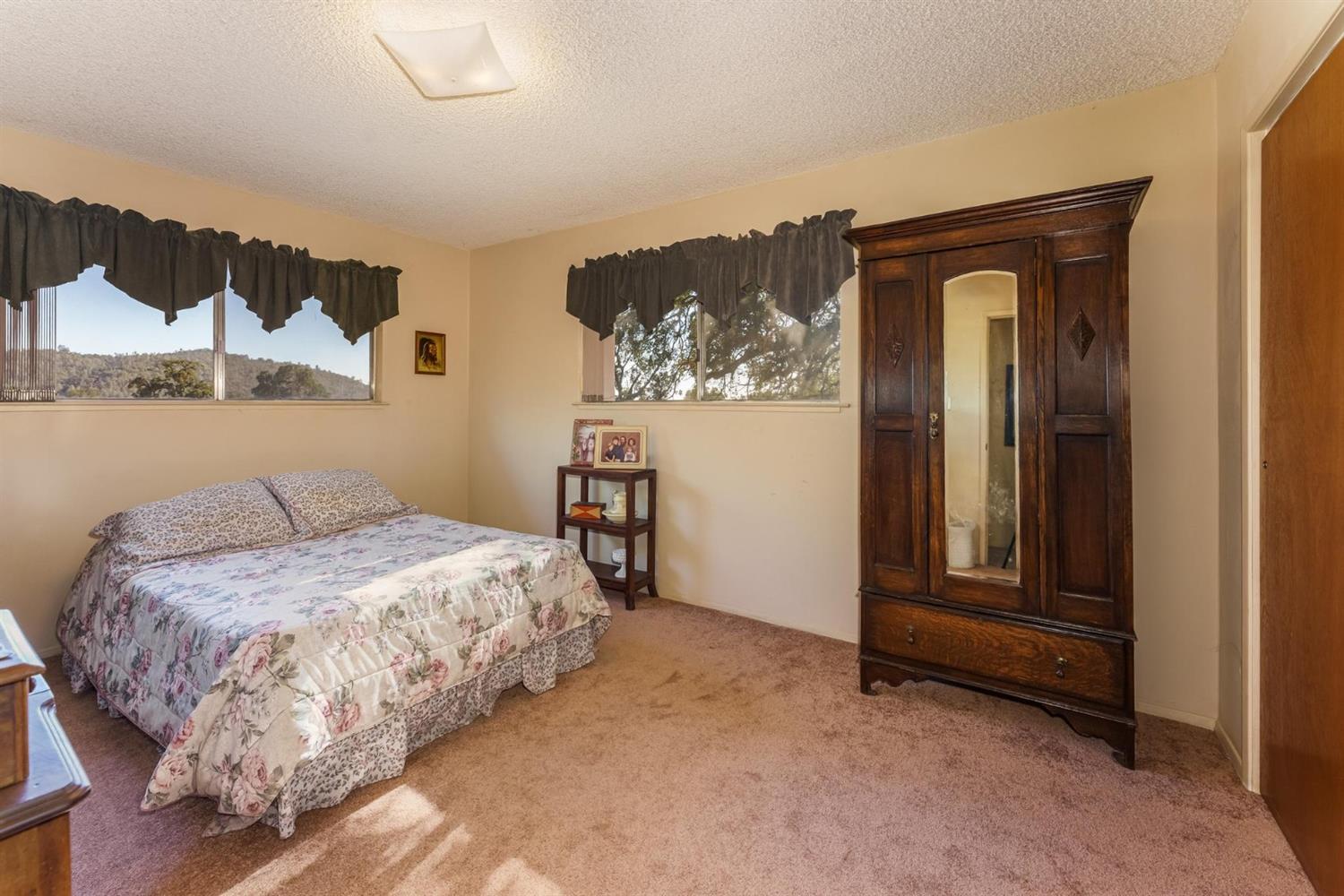 35467 Wells Road Coarsegold, CA 93614 - Photo 25 of 48 Gallery Image 25
