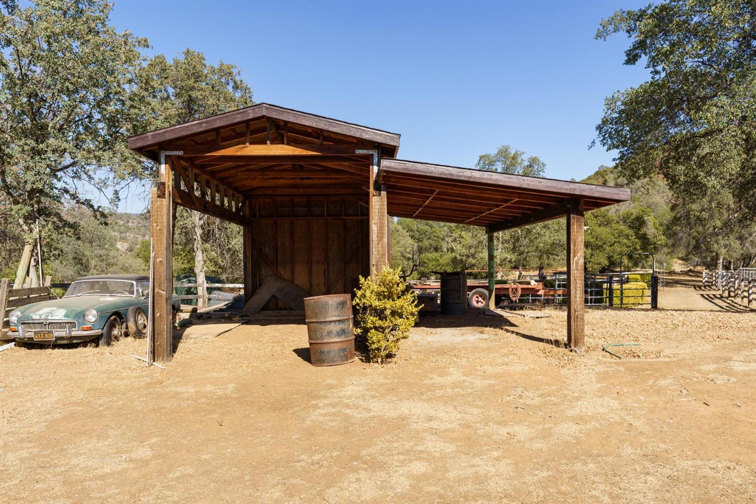 35467 Wells Road Coarsegold, CA 93614 - Photo 36 of 48 Gallery Image 36