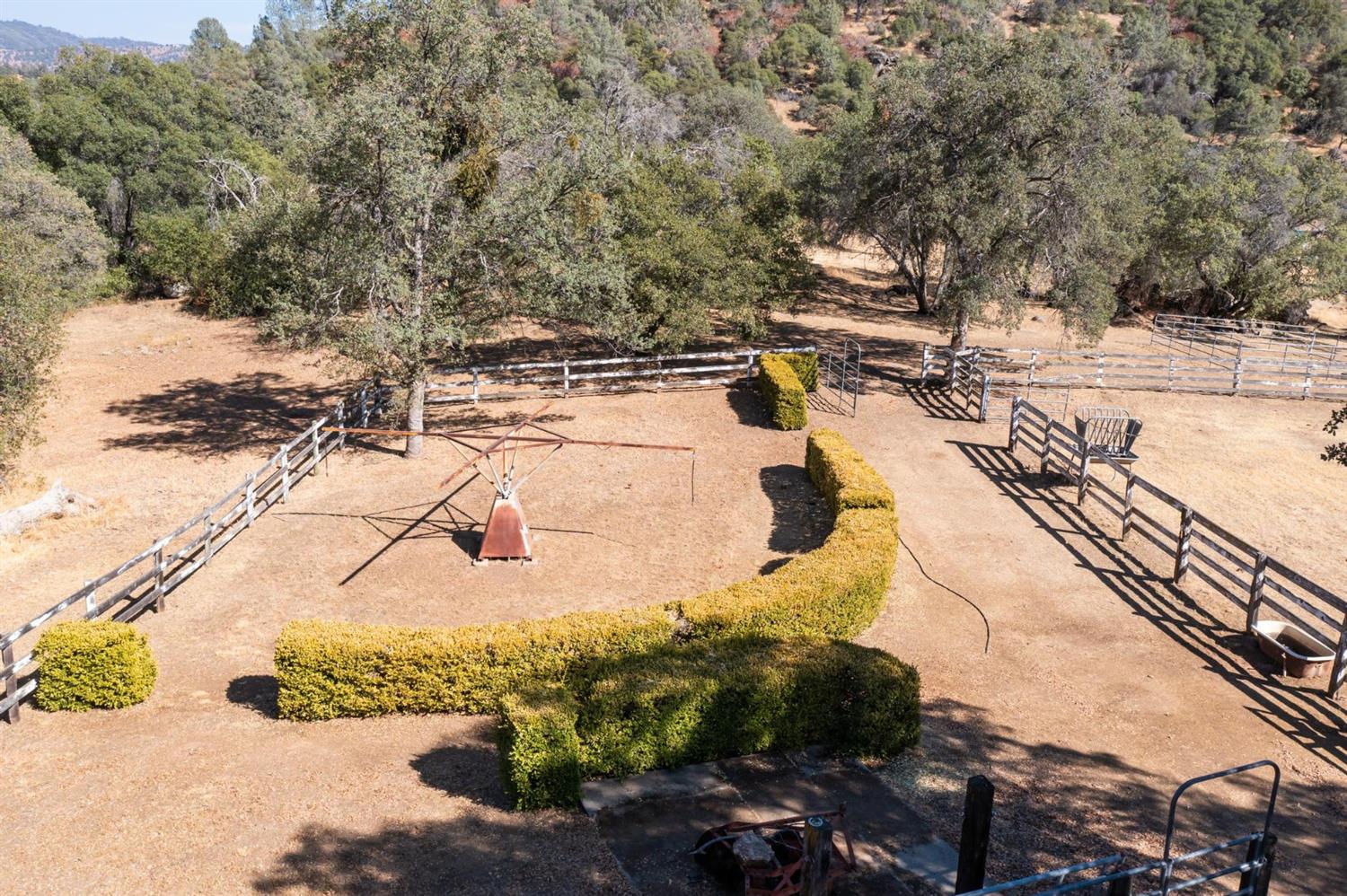 35467 Wells Road Coarsegold, CA 93614 - Photo 40 of 48 Gallery Image 40