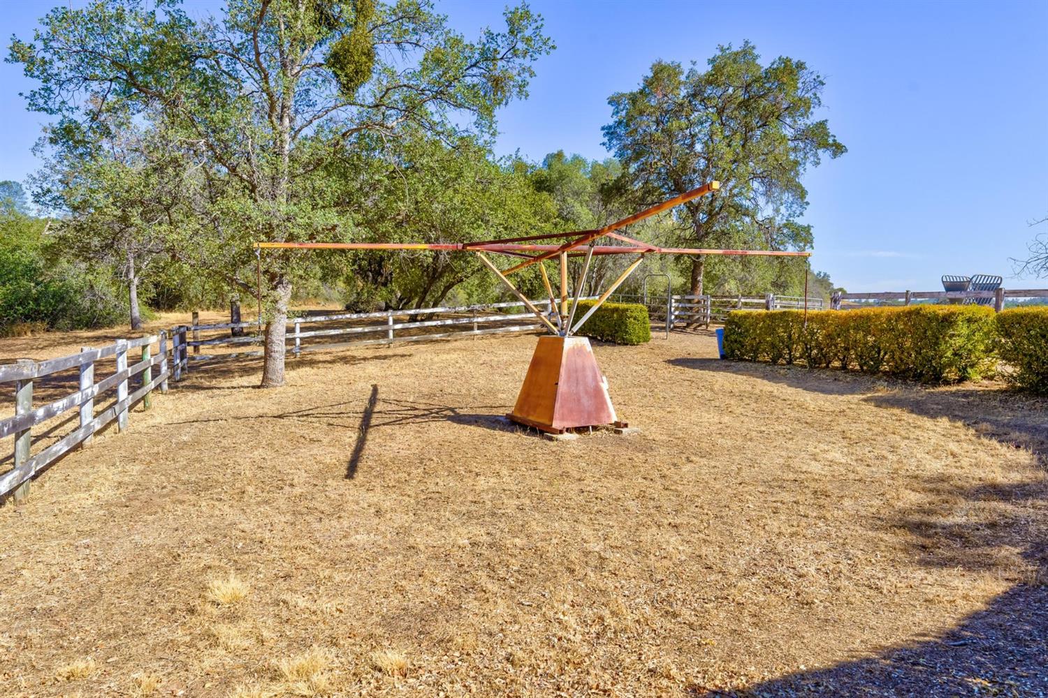 35467 Wells Road Coarsegold, CA 93614 - Photo 41 of 48 Gallery Image 41