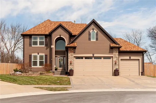 $489,900 | 509 Tanner Drive, Belton, MO 64012