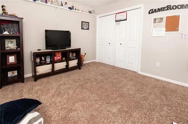 $489,900 | 509 Tanner Drive, Belton, MO 64012