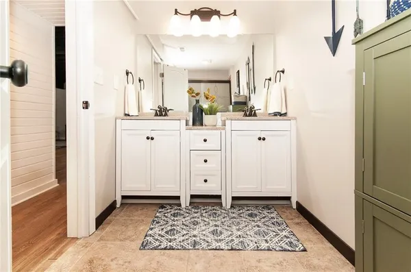 $489,900 | 509 Tanner Drive, Belton, MO 64012