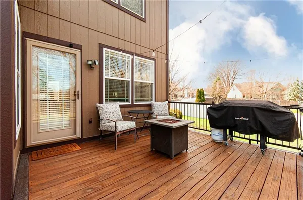 $489,900 | 509 Tanner Drive, Belton, MO 64012