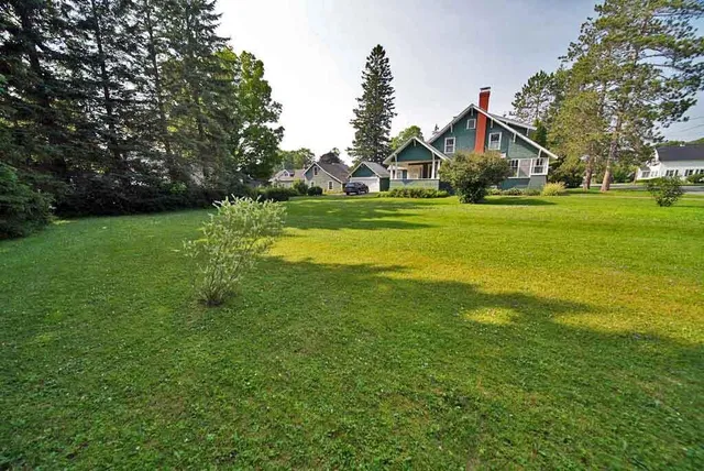 $259,500 | 63 High Street, Houlton, ME 04730