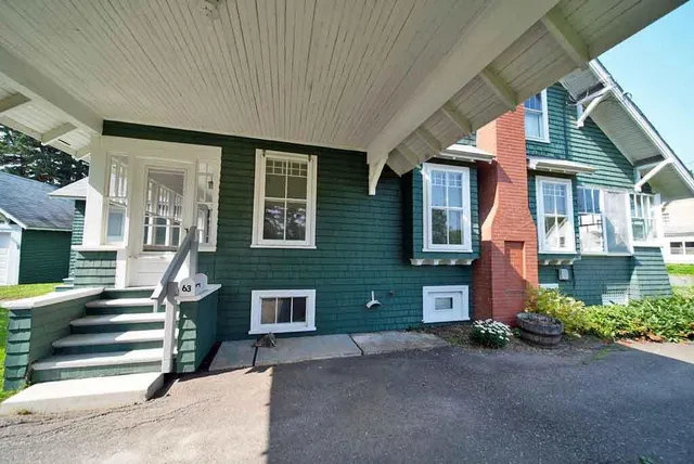 $259,500 | 63 High Street, Houlton, ME 04730
