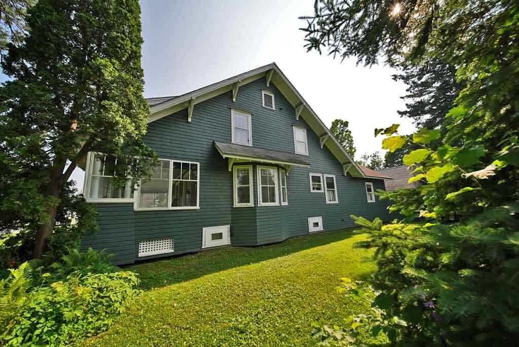 63 High Street Houlton, ME 04730 - Photo 3 of 110 grand-older-house