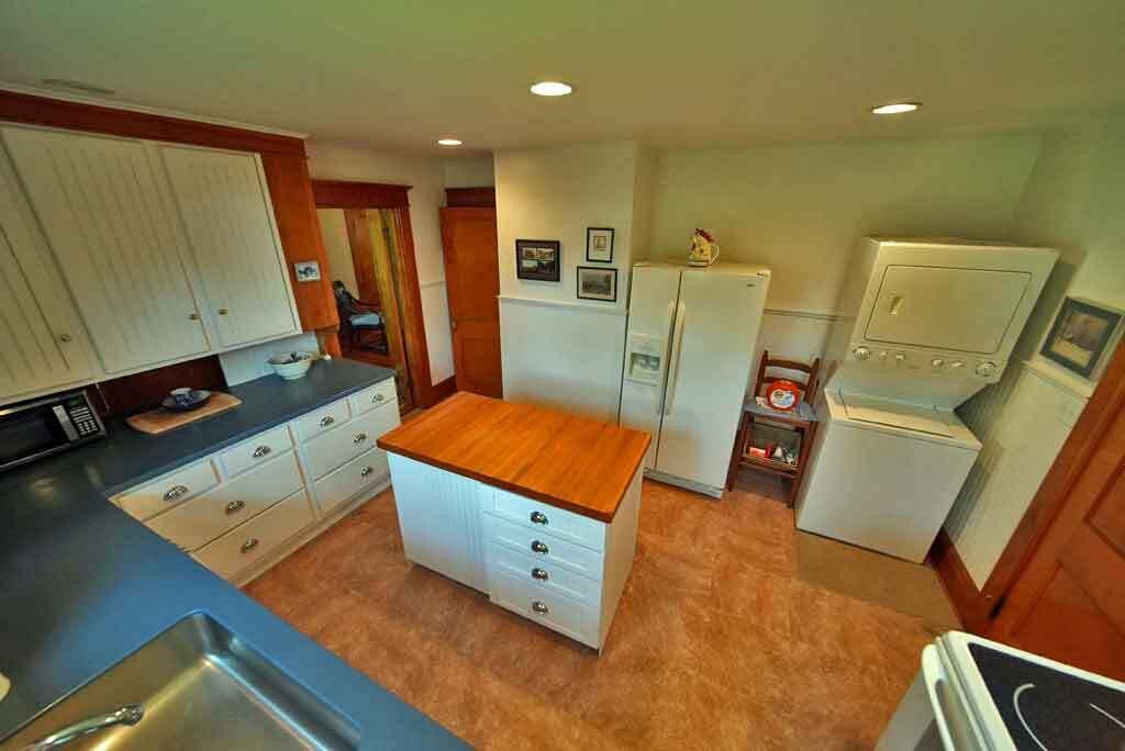 63 High Street Houlton, ME 04730 - Photo 32 of 110 maine-house-kitchen
