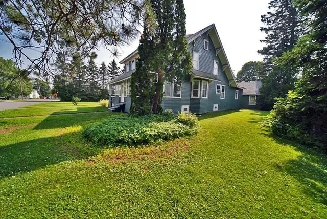 $259,500 | 63 High Street, Houlton, ME 04730
