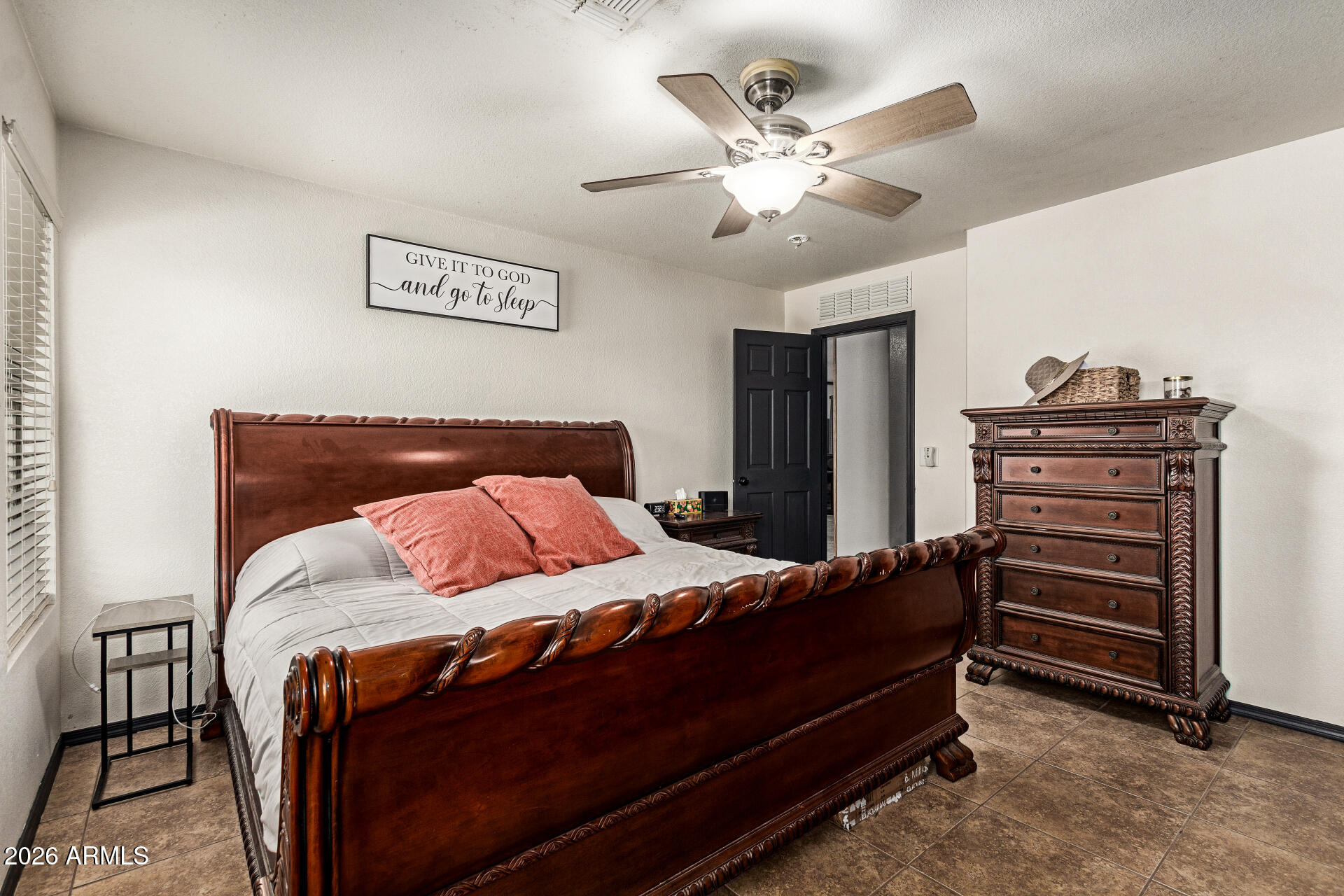 3032 West Red Fox Road Phoenix, AZ 85083 - Photo 16 of 34 17 - Red Fox