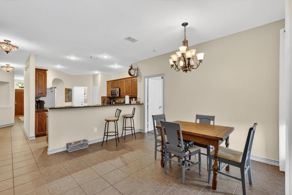 808 Mexicali Way Haslet, TX 76052 - Photo 14 of 25 Dining
