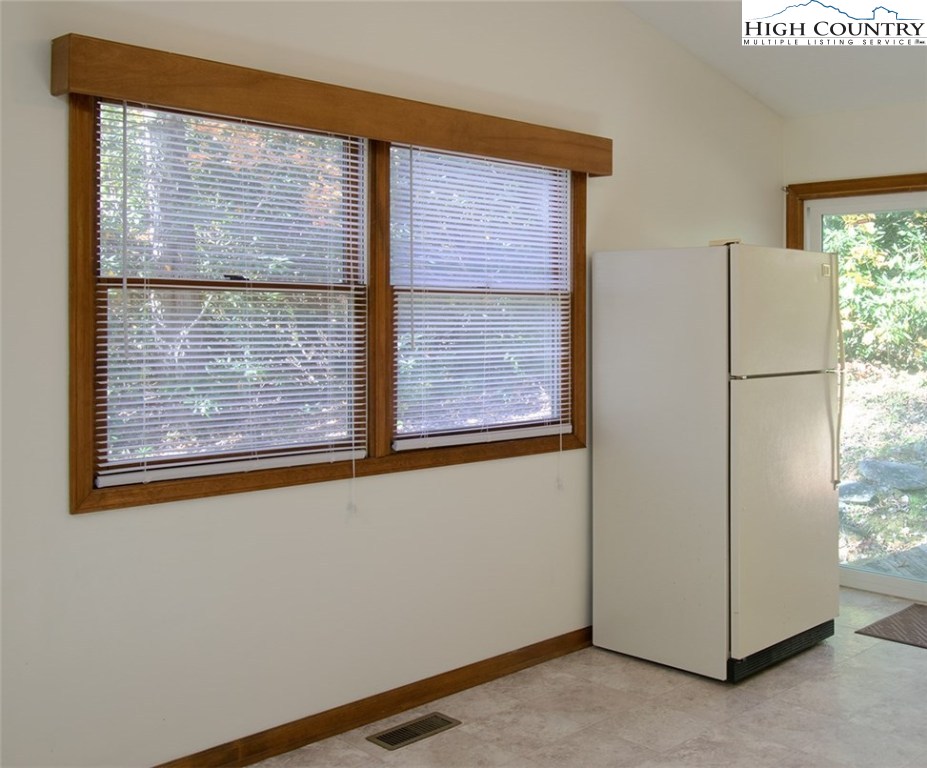 1182 Russ Cornett Road Boone, NC 28607 - Photo 10 of 18 Gallery Image 10