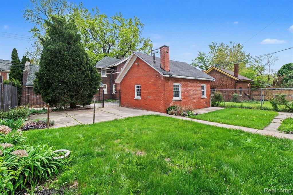 121 Longfellow Street Detroit, MI 48202 - Photo 83 of 87