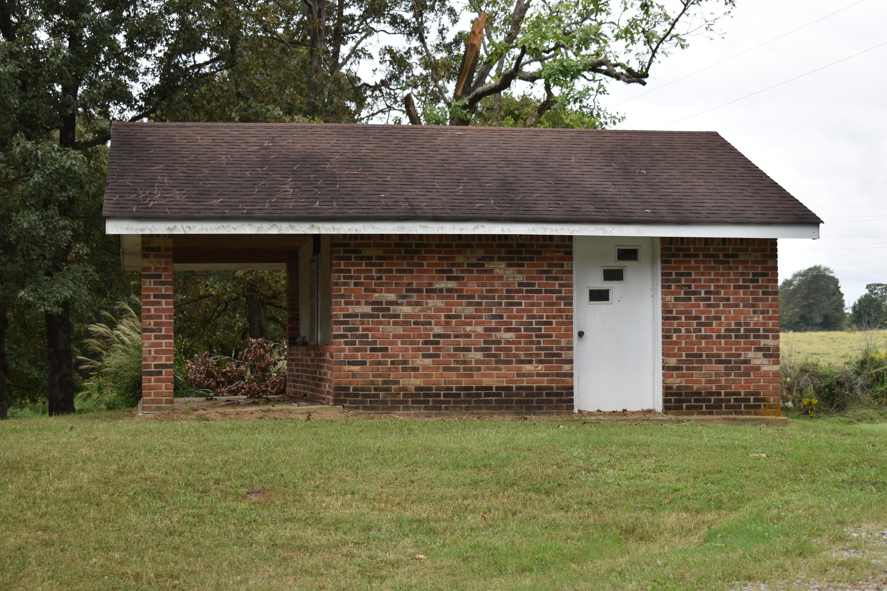 948 Kendall Road Mayfield, KY 42066 - Photo 26 of 37 DSC_0573