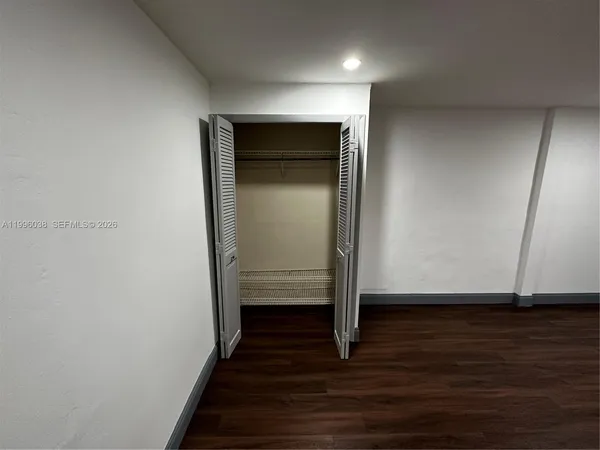 $1,550 | 571 Southwest 71st Place, Unit 1, Miami, FL 33144