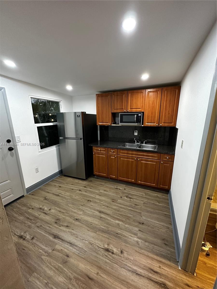 571 Southwest 71st Place, Unit 1 Miami, FL 33144 - Photo 5 of 13