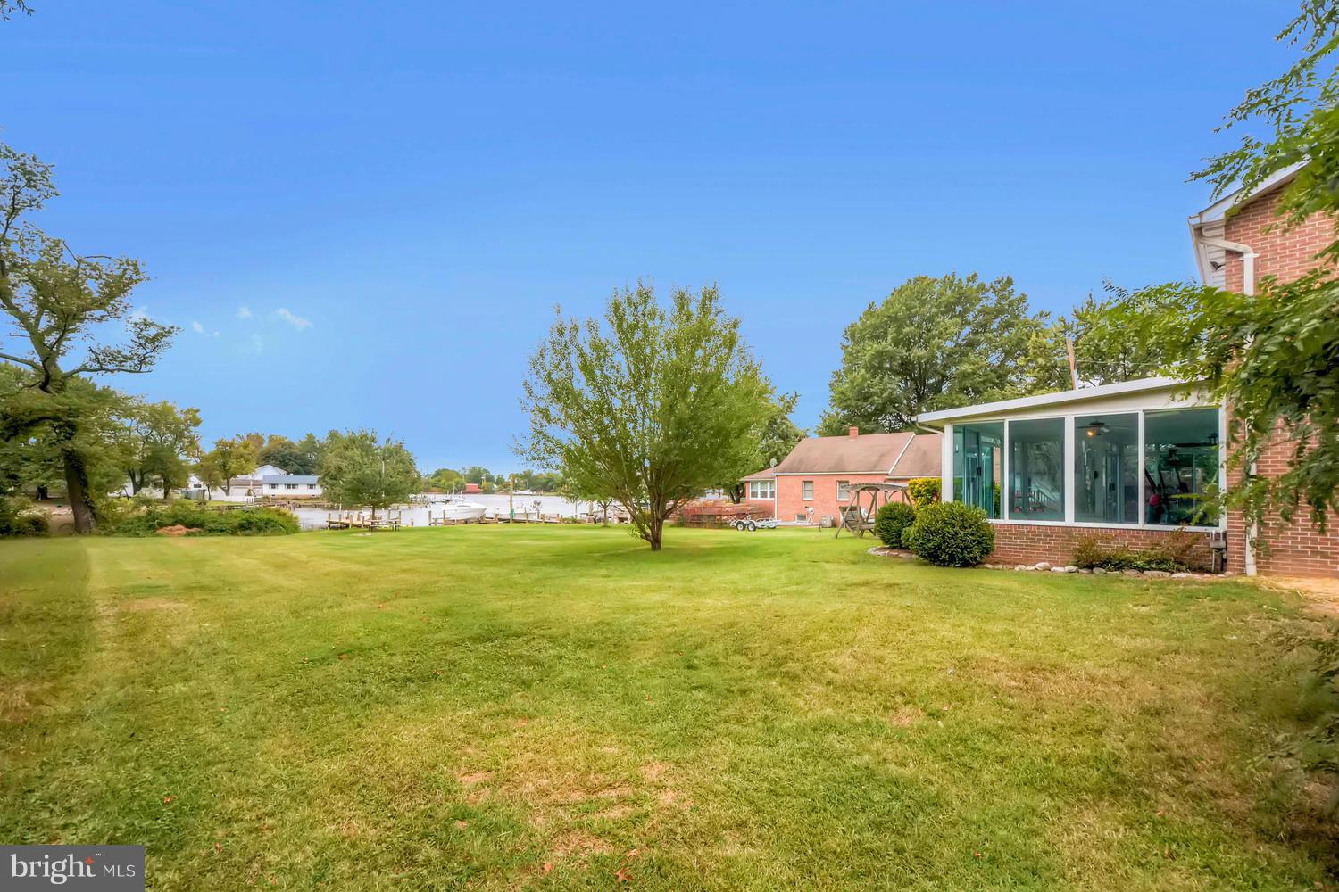 7301 East Battle Grove Road Baltimore, MD 21222 - Photo 3 of 30 View