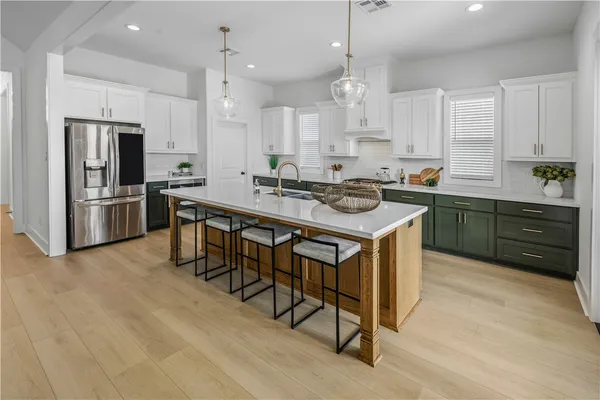 $635,000 | 1920 Cottonwood Terrace, College Station, TX 77845