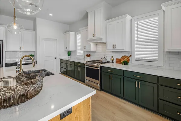 $635,000 | 1920 Cottonwood Terrace, College Station, TX 77845