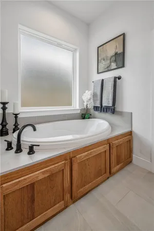 $635,000 | 1920 Cottonwood Terrace, College Station, TX 77845