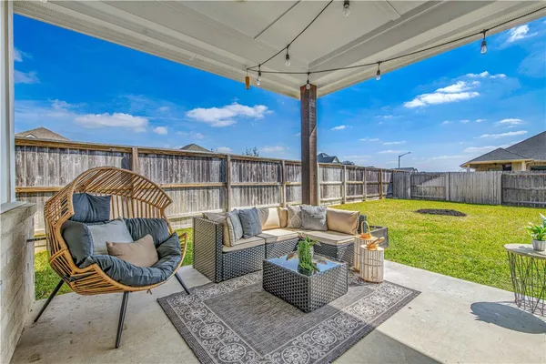 $635,000 | 1920 Cottonwood Terrace, College Station, TX 77845