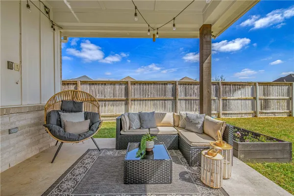 $635,000 | 1920 Cottonwood Terrace, College Station, TX 77845