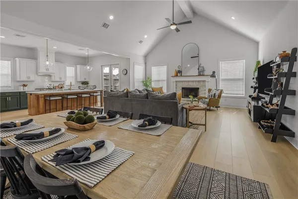 $635,000 | 1920 Cottonwood Terrace, College Station, TX 77845