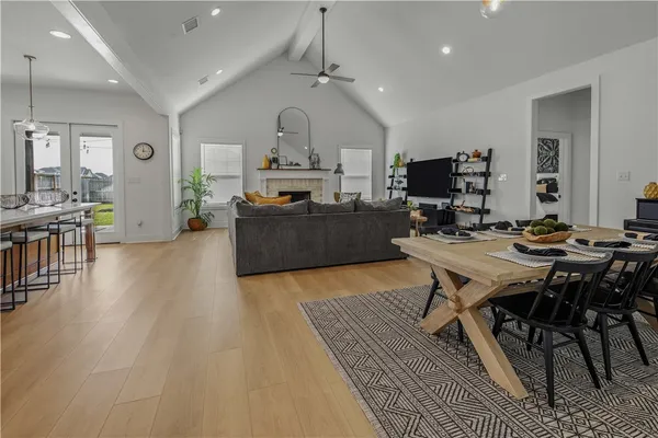 $635,000 | 1920 Cottonwood Terrace, College Station, TX 77845