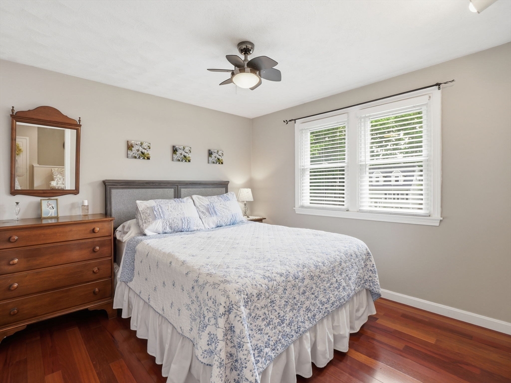 48 Oak Knoll Road Lowell, MA 01852 - Photo 16 of 41