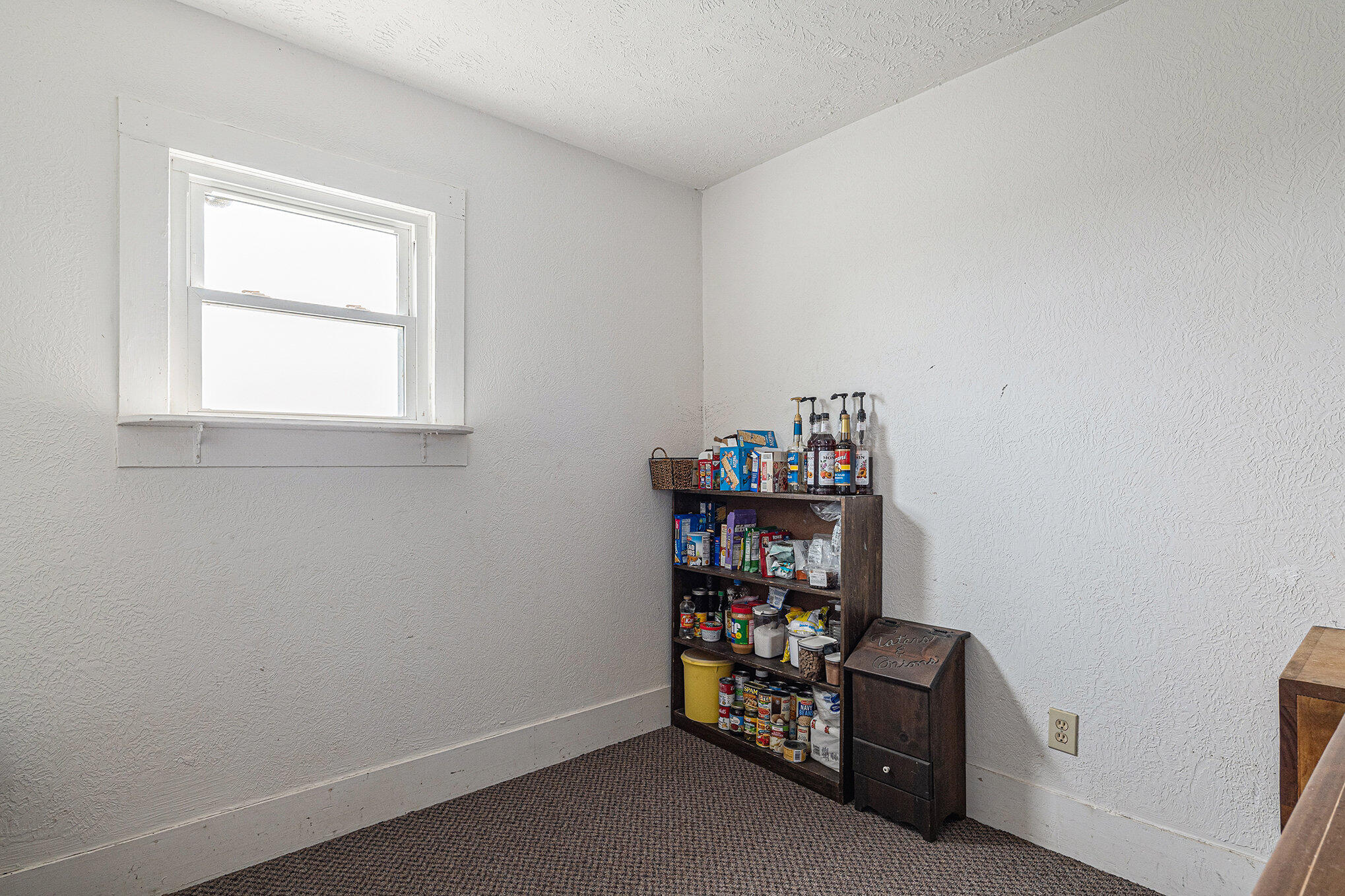 7463 Garfield Road Middleton, MI 48856 - Photo 12 of 27 013_garfield-19