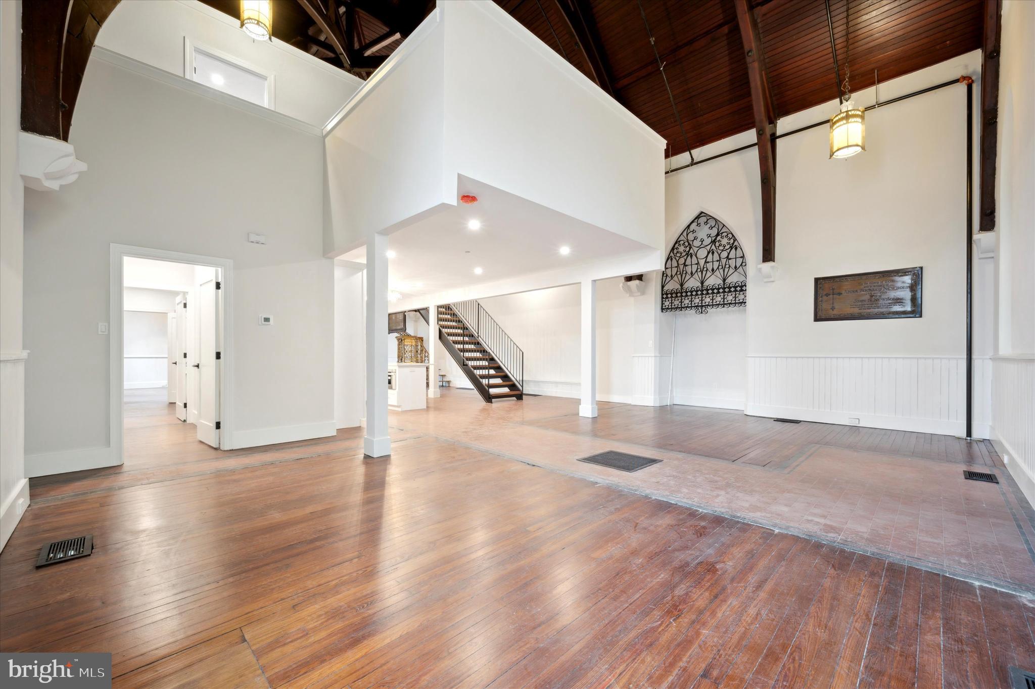 430 York Road, Unit 2 Jenkintown, PA 19046 - Photo 4 of 28