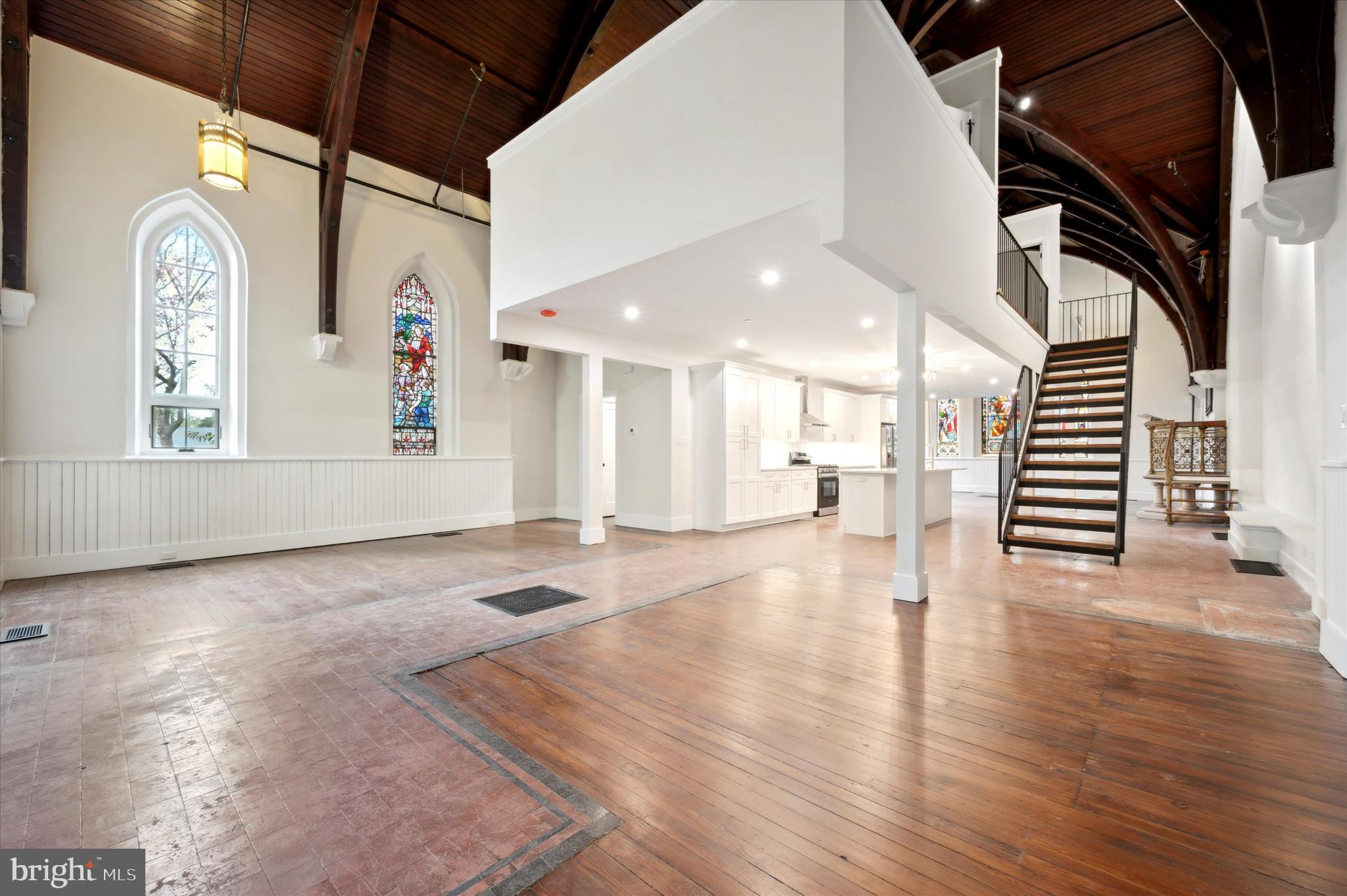 430 York Road, Unit 2 Jenkintown, PA 19046 - Photo 5 of 28