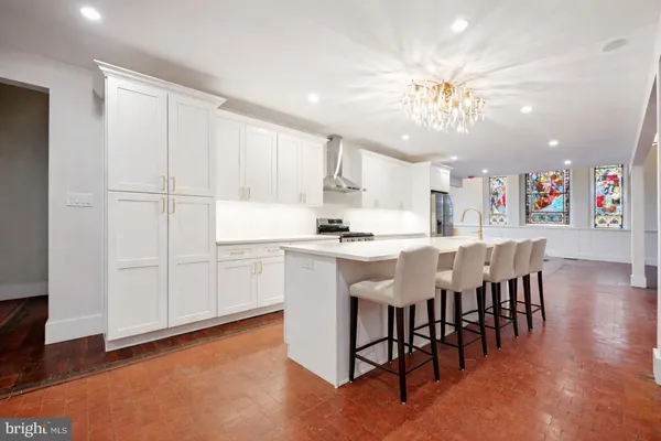 $3,495 | 430 York Road, Unit 2, Jenkintown, PA 19046