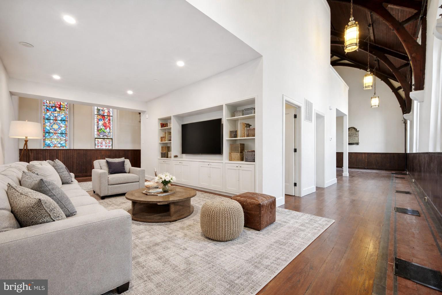 430 York Road, Unit 2 Jenkintown, PA 19046 - Photo 8 of 28 virtaul staging