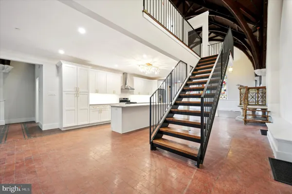 $3,495 | 430 York Road, Unit 2, Jenkintown, PA 19046