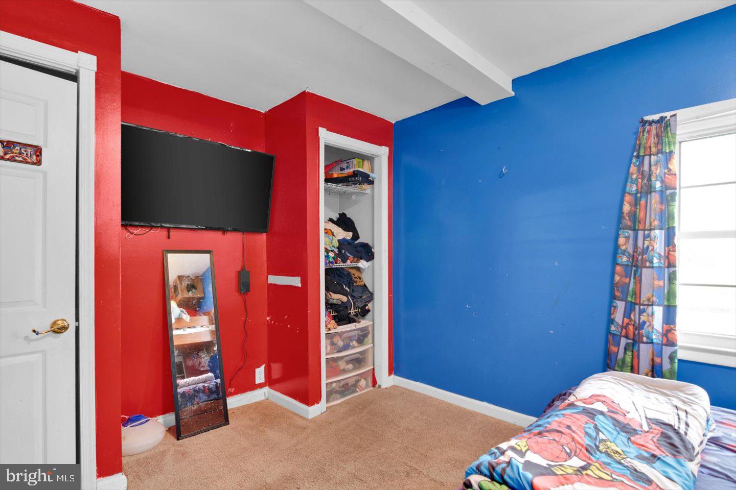 370 South Hook Road Pennsville, NJ 08070 - Photo 19 of 31 Vibrant bedroom with bold color scheme.