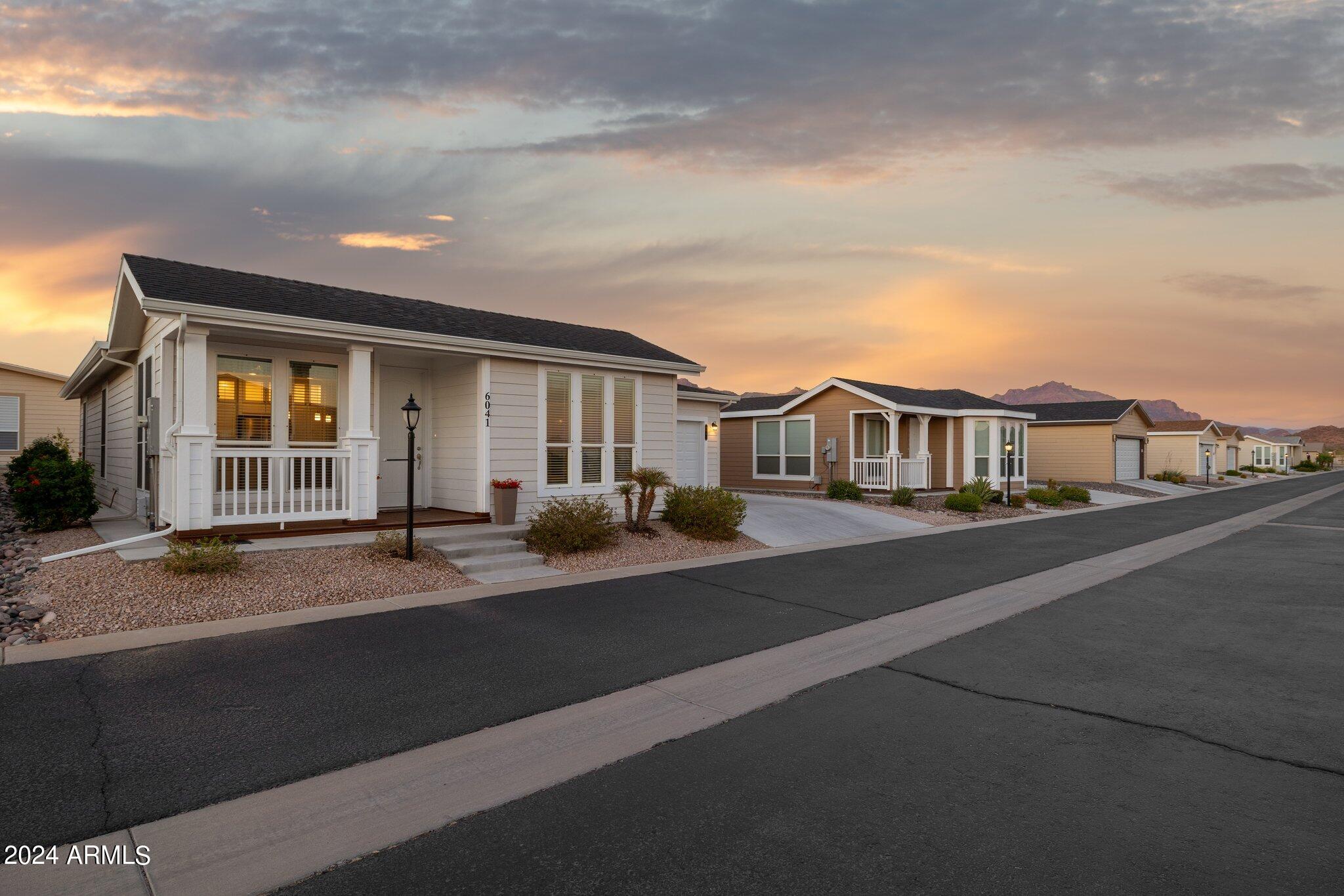 3301 South Goldfield Road, Unit 6041 Apache Junction, AZ 85119 - Photo 36 of 57 45-web-or-mls-3301-s-goldfield-rd-6041