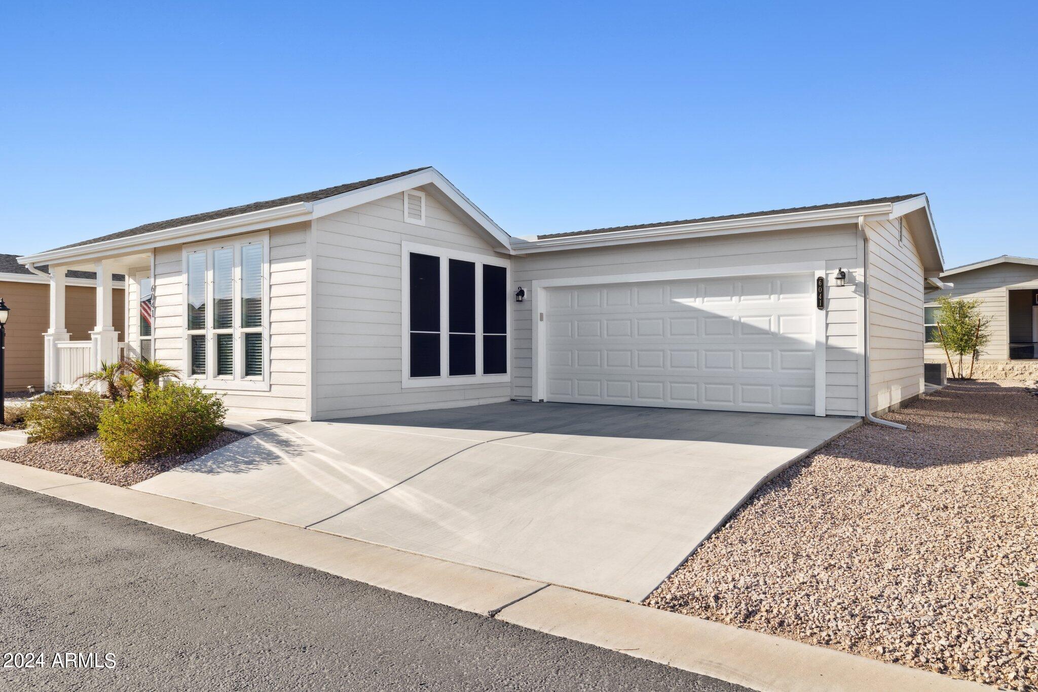 3301 South Goldfield Road, Unit 6041 Apache Junction, AZ 85119 - Photo 5 of 57 3-web-or-mls-3301-s-goldfield-rd-6041