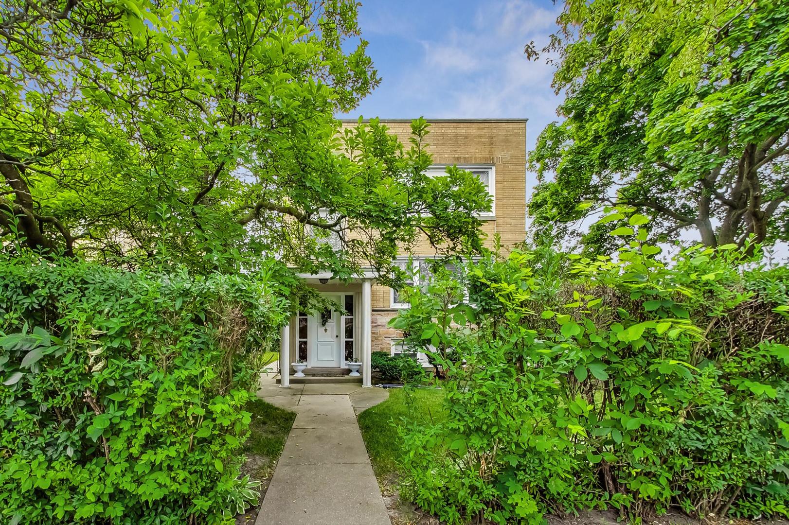 3333 Church Street, Unit 2 Evanston, IL 60203 - Photo 1 of 20