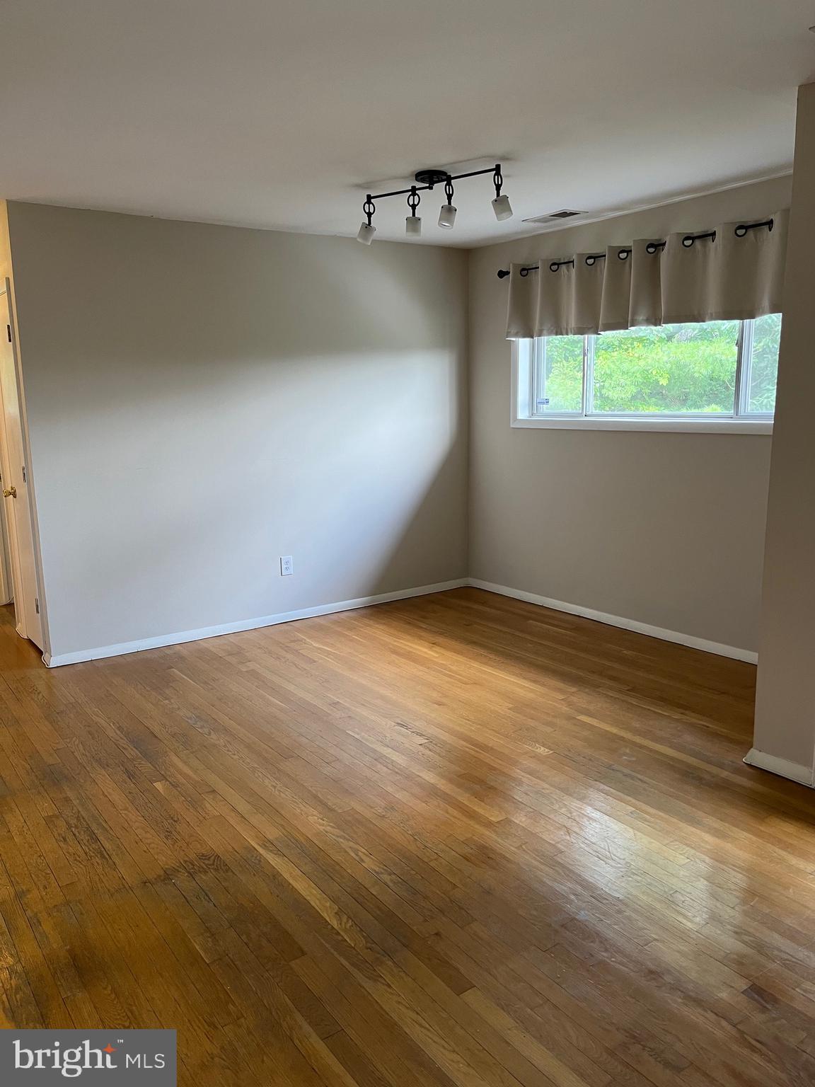 521 Epsom Road, Unit 2C Towson, MD 21286 - Photo 6 of 11