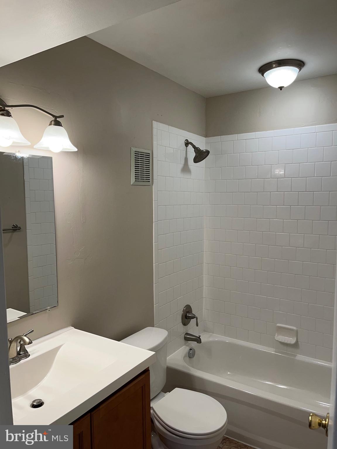 521 Epsom Road, Unit 2C Towson, MD 21286 - Photo 10 of 11