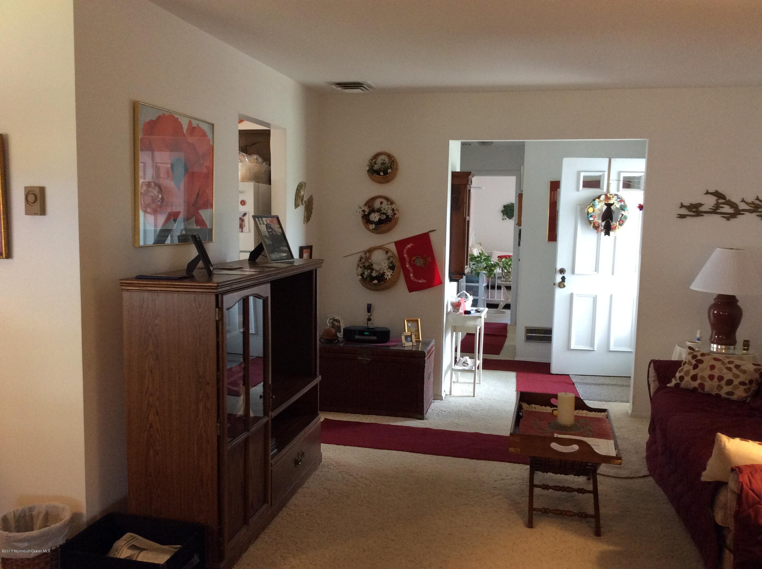 4 Lamb Road Brick, NJ 08724 - Photo 5 of 20 IMG_0674