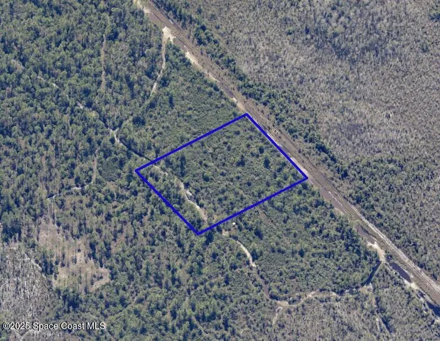 a view of a dry space