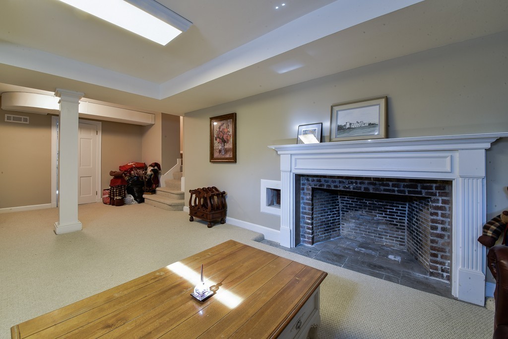 73 Old Colony Road Wellesley, MA 02481 - Photo 18 of 22 Gallery Image 18