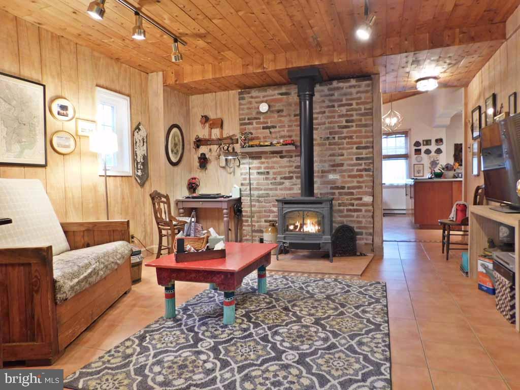 171 Belair Road Warminster, PA 18974 - Photo 12 of 36
