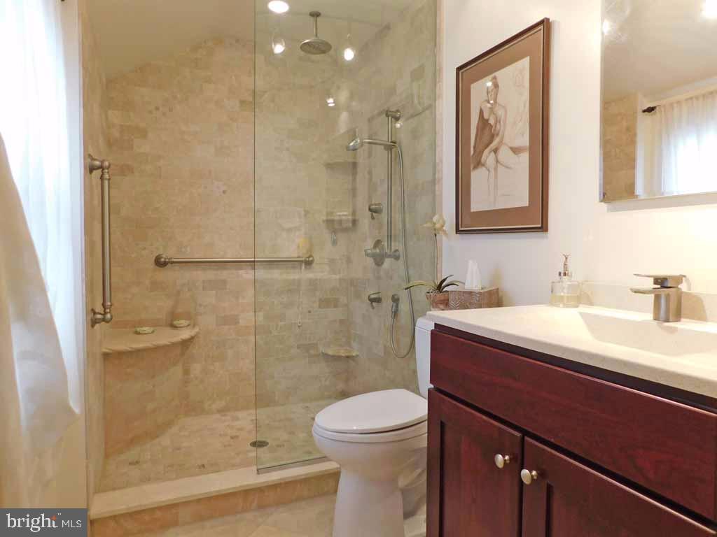171 Belair Road Warminster, PA 18974 - Photo 23 of 36