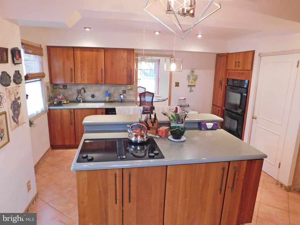 171 Belair Road Warminster, PA 18974 - Photo 9 of 36
