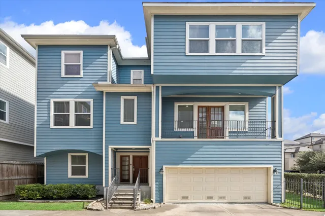 $385,000 | 1427 West 25th Street, Houston, TX 77008